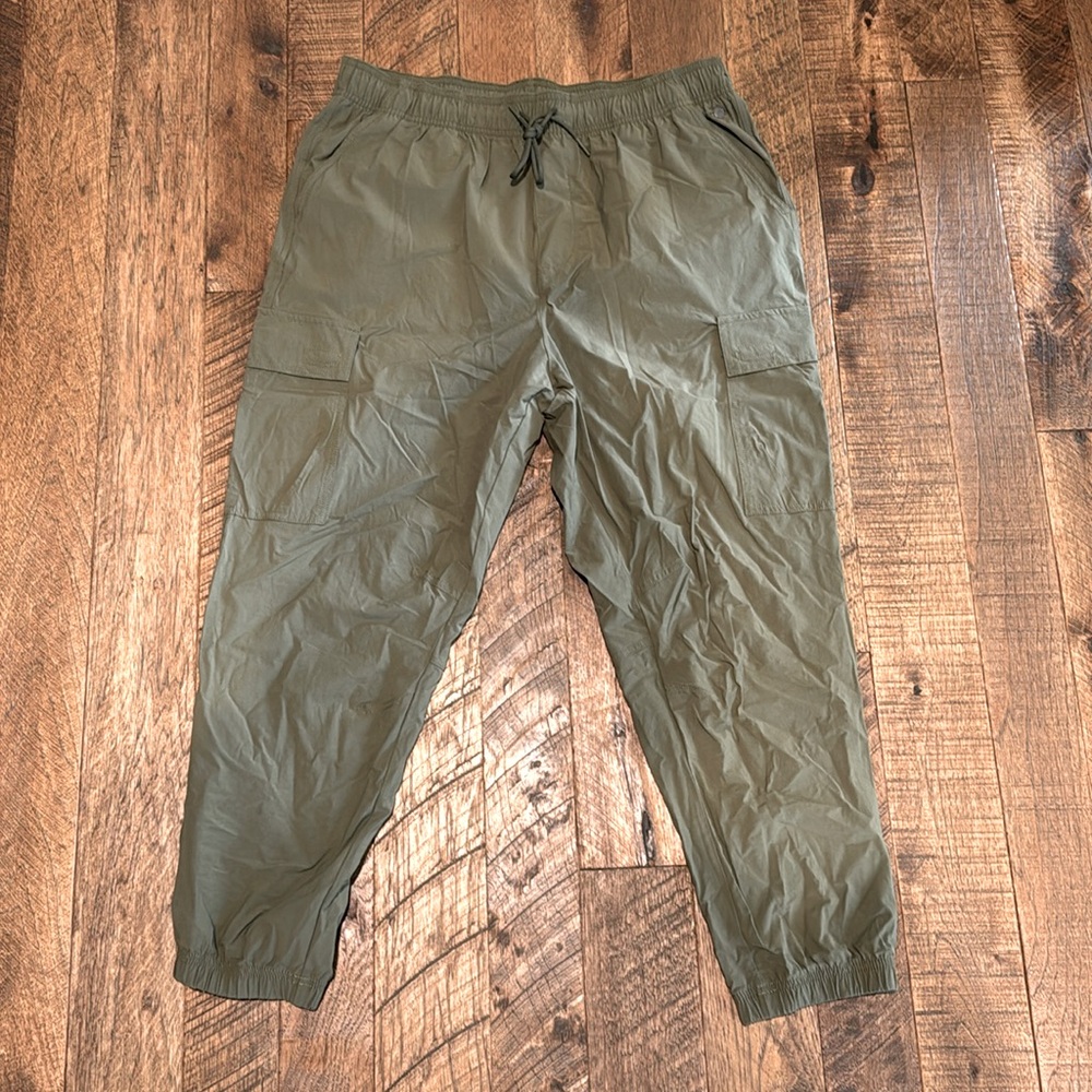 Like new CALIA joggers - green - size large